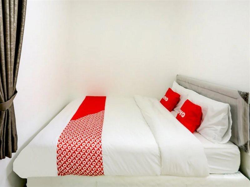 Jabusimo Syariah Redpartner Hotel Jakarta Kültér fotó