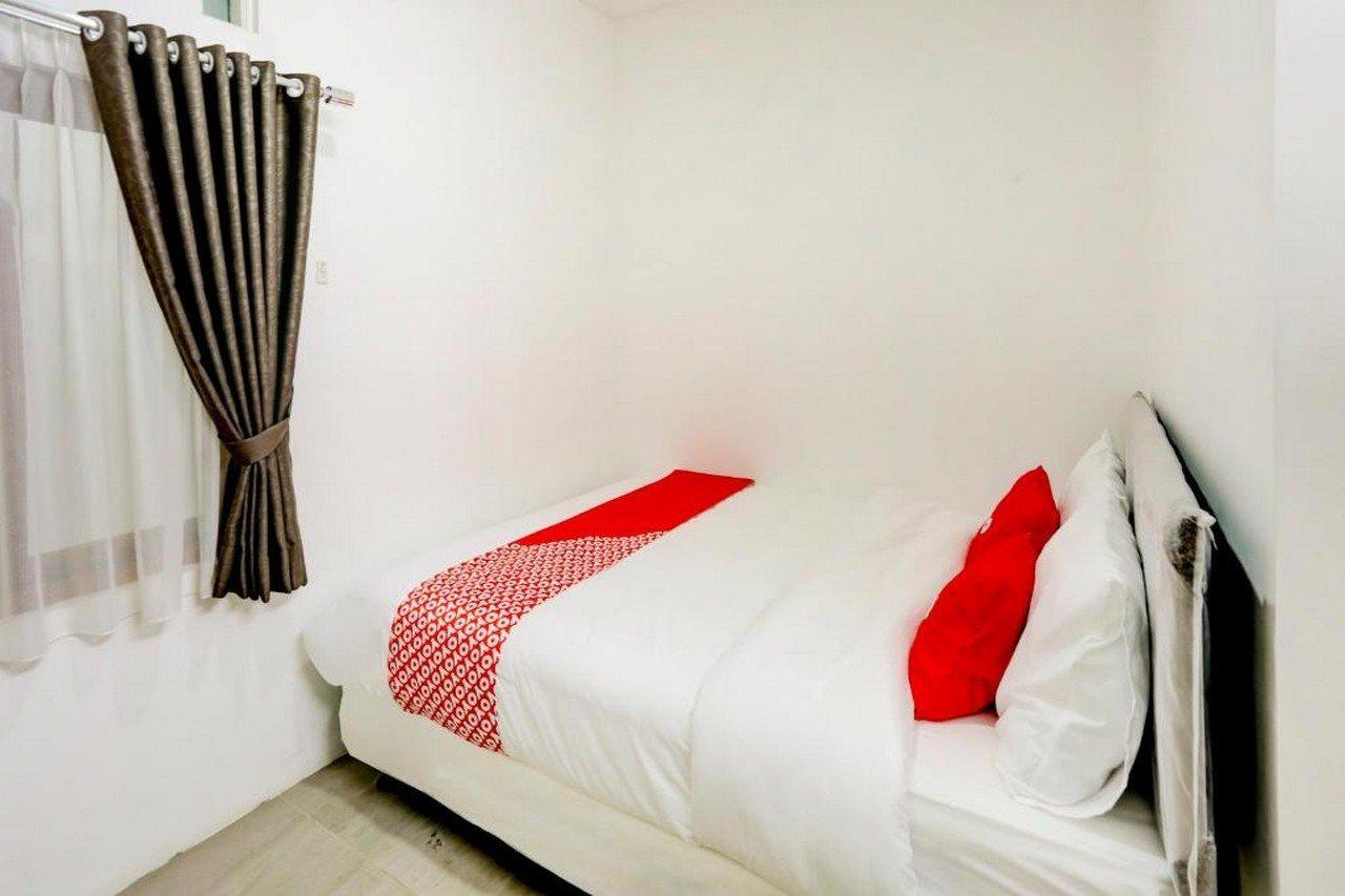 Jabusimo Syariah Redpartner Hotel Jakarta Kültér fotó